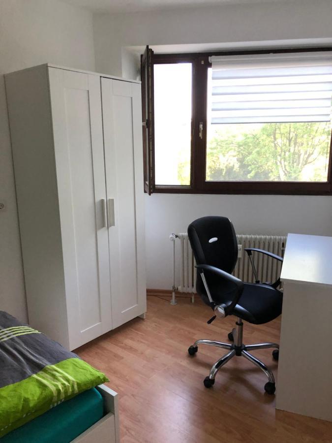 Ruhige Und Erholsame Wohnung Mit Balkon Göttingen Kültér fotó
