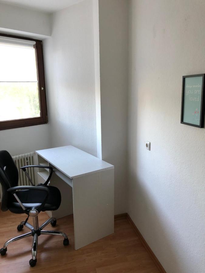 Ruhige Und Erholsame Wohnung Mit Balkon Göttingen Kültér fotó